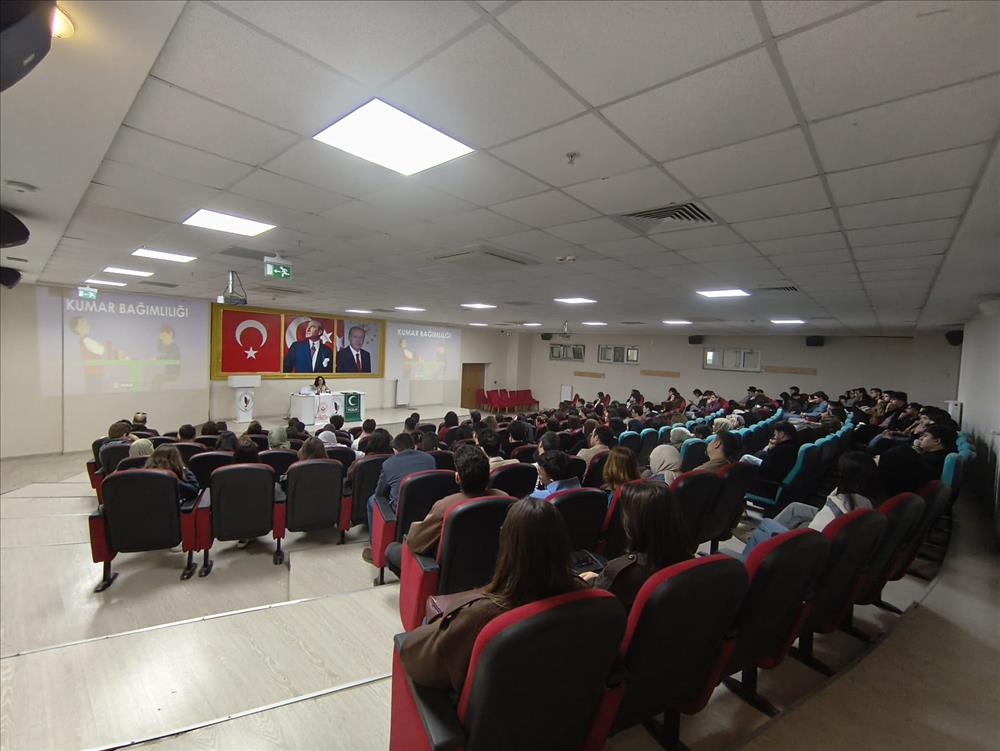 Yalova Üniversitesi’nde Bağımlılıkla Mücadele Eğitimi Düzenlendi!