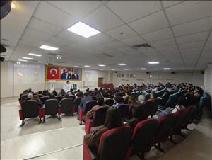 Yalova Üniversitesi’nde Bağımlılıkla Mücadele Eğitimi Düzenlendi!